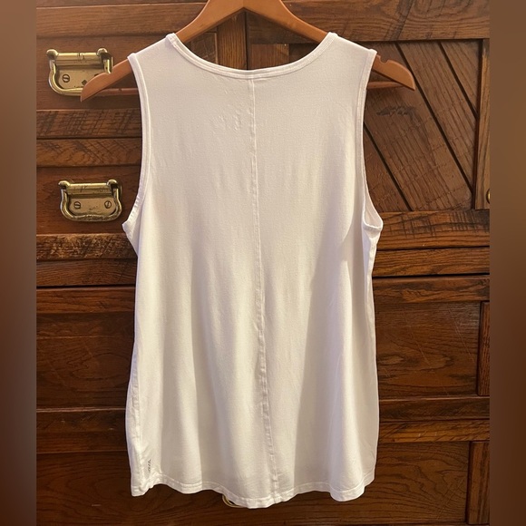 Boody Bundle (2) Bamboo Viscose White & Black Graphic Tee Sz XS EUC - Picture 3 of 11